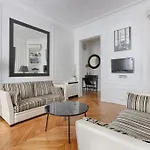 Appartement De Luxe Sur Les Invalides