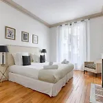 Appartement De Luxe Sur Les Invalides